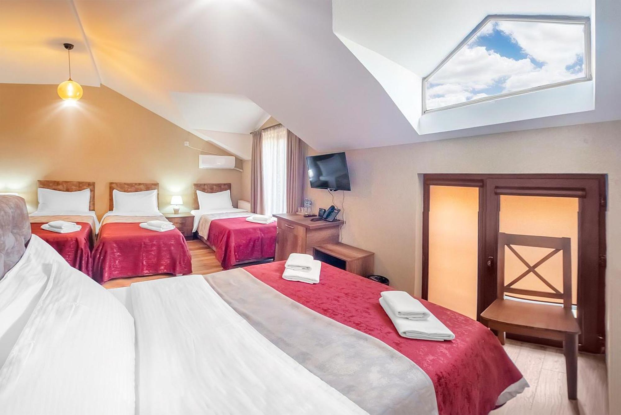Dzvel Ubanshi Hotell Gori Exteriör bild