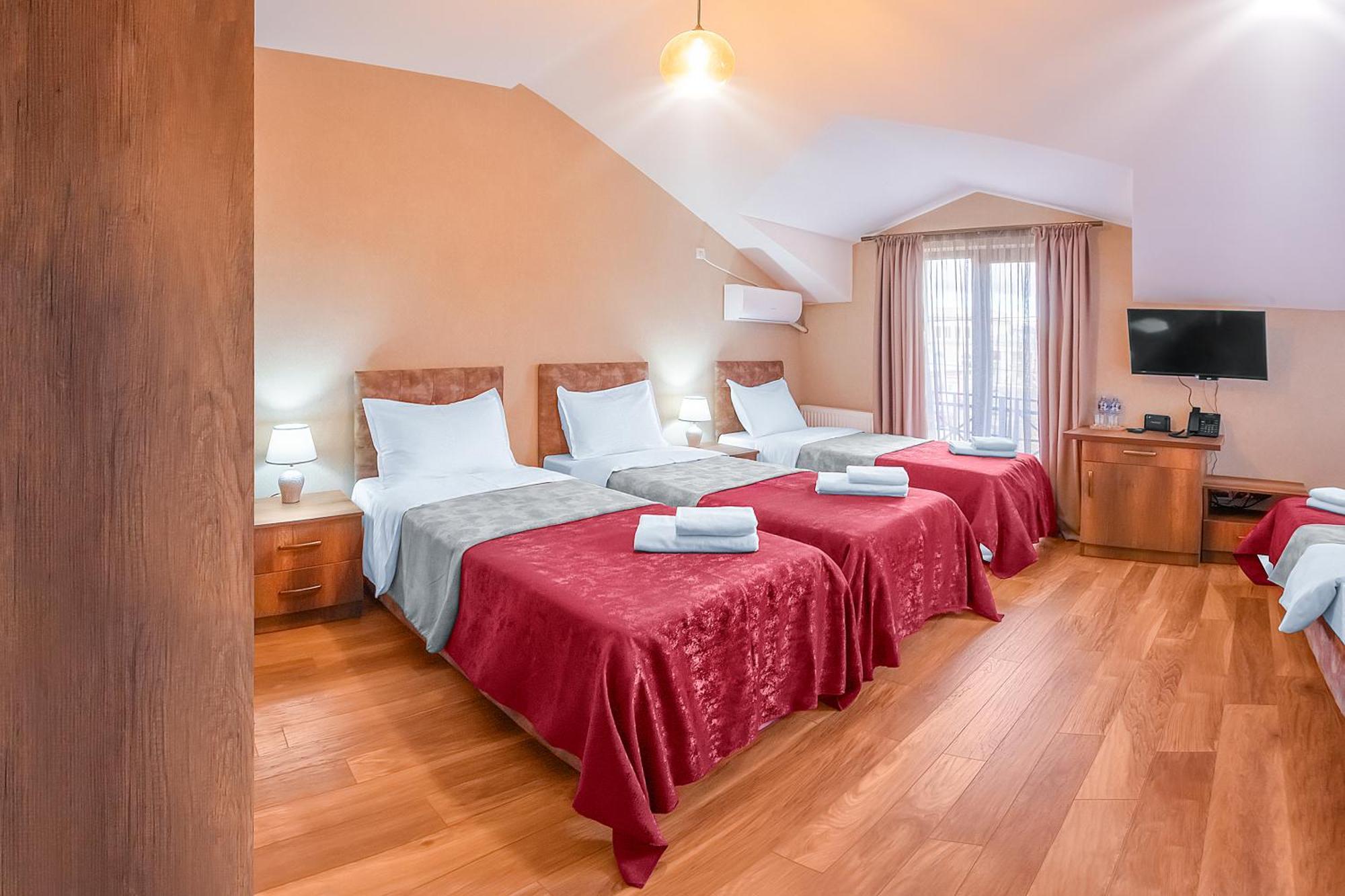 Dzvel Ubanshi Hotell Gori Exteriör bild
