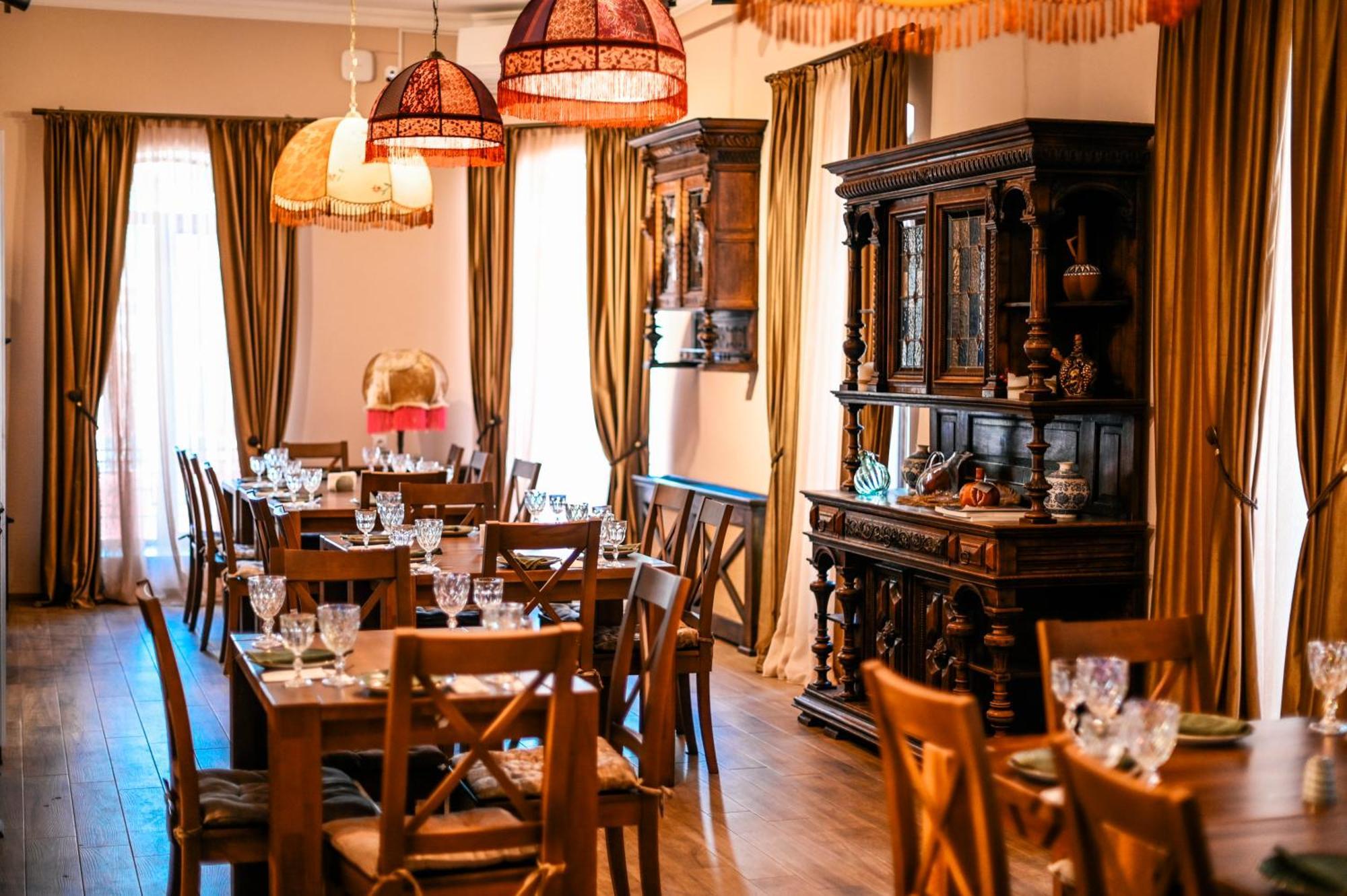 Dzvel Ubanshi Hotell Gori Exteriör bild